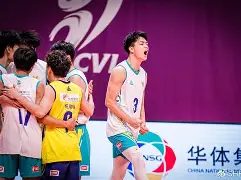 关于F1常规赛上演强强对话，川蜀犀牛队强势反弹齐鲁飞鹰队，团队配合流畅；重拾自信的夜晚的信息
